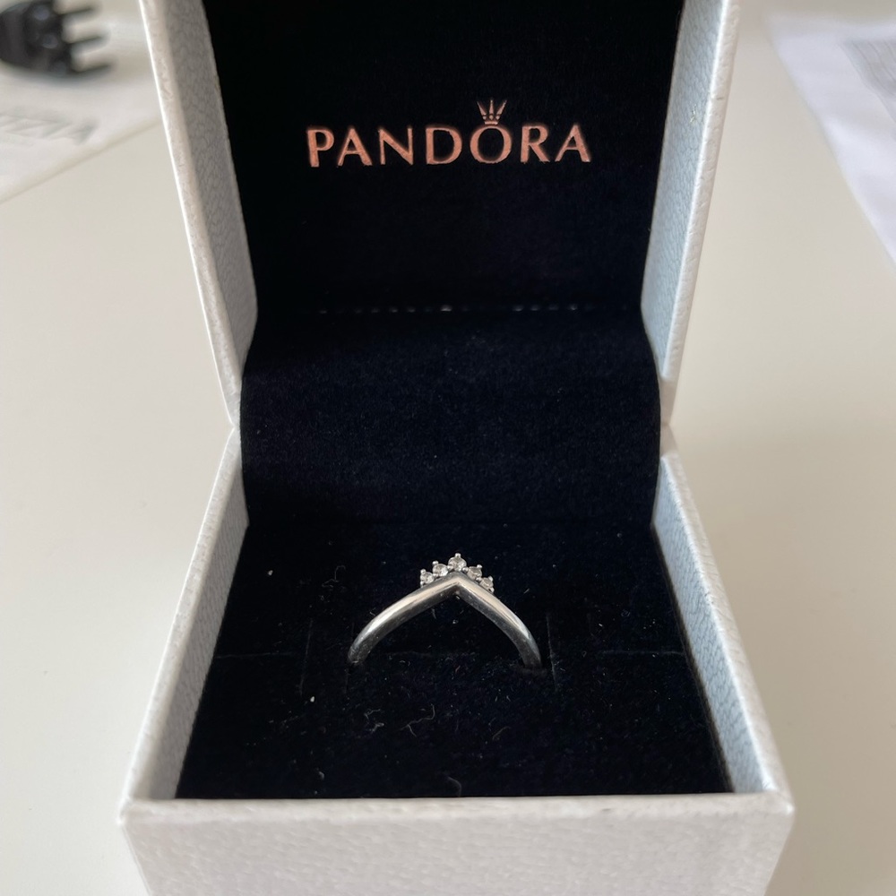 Pandora tiara wishbone ring silver